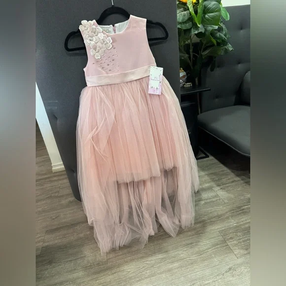 FINAL SALE✨
PINK GIRLS Elegant Pink Kids Dress - Picture 5 of 10